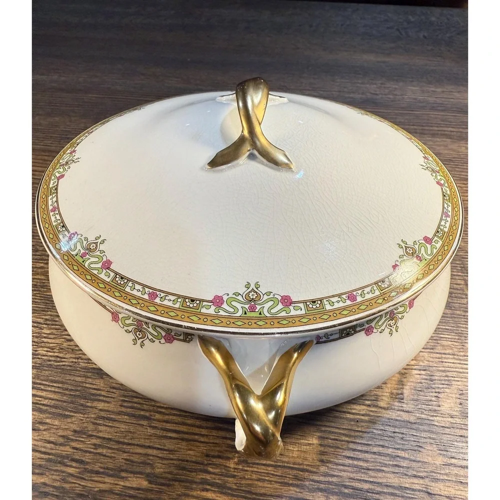 Antique Johnson Bros Covered Dish – 1920s-30s‎ English Tureen with Lid